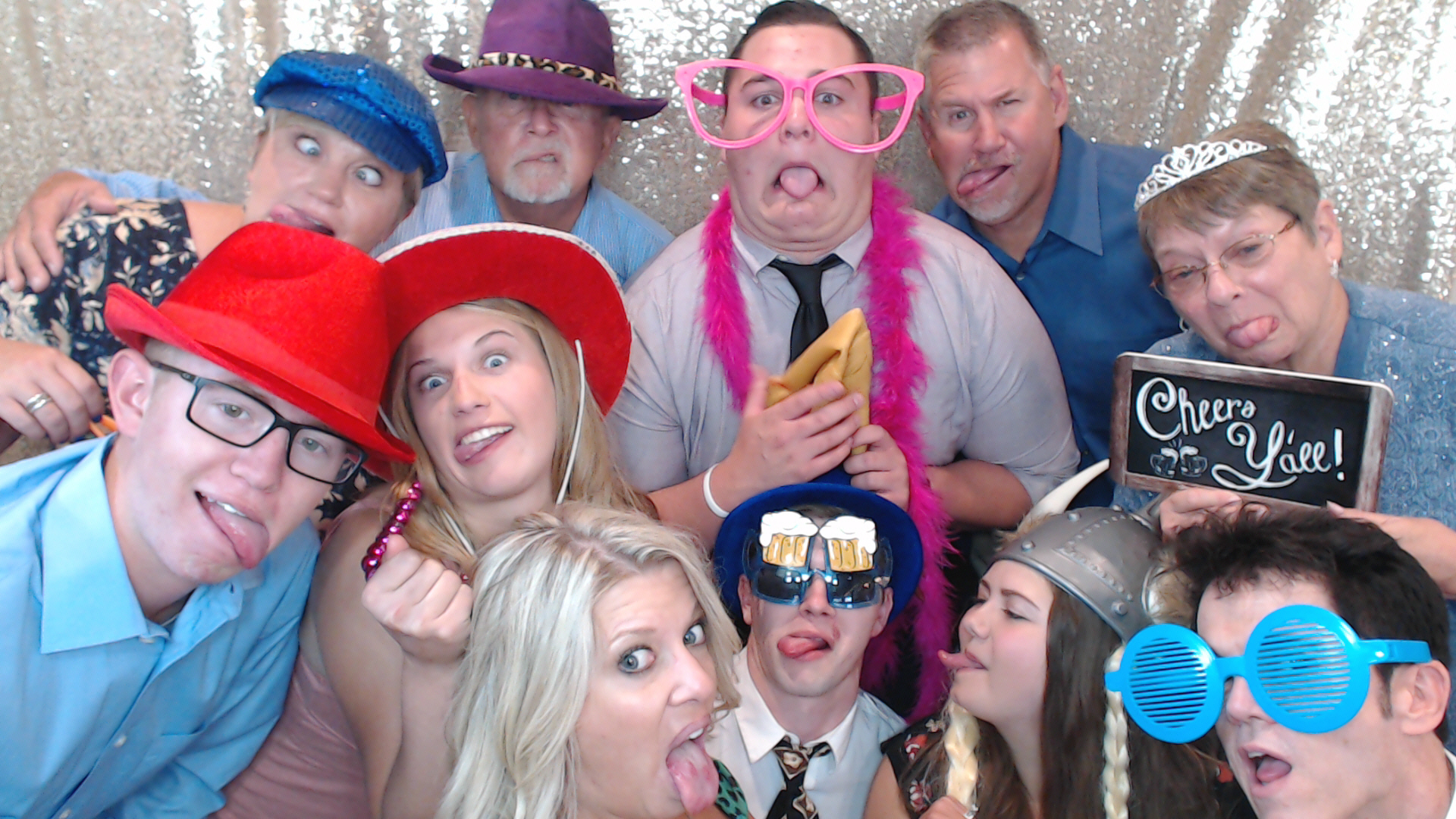 Jorden and Benjamin are getting hitched | View more photos from the event at gallery.photoboothbillings.com/u/PhotoBoothBillings/Jorden-and-Benjamin-are-getting-hitched